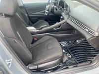 2022 Hyundai Elantra Preferred IVT w/Sun & Tech Package