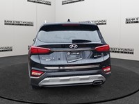 2019 Hyundai Santa Fe 2.0T Ultimate AWD w/Dark Chrome Accent
