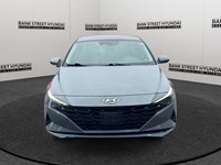2022 Hyundai Elantra Preferred IVT