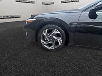 2025 Hyundai Elantra Preferred IVT w/Tech Pkg