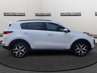 2018 Kia Sportage SX Turbo AWD w/Black