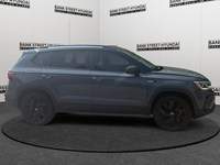 2024 Volkswagen Taos Comfortline Black Edition 4MOTION