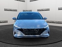 2022 Hyundai Elantra Preferred IVT
