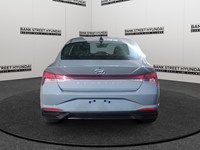 2023 Hyundai Elantra Preferred IVT