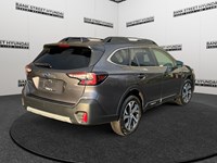 2022 Subaru Outback Limited CVT