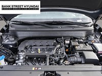 2025 Hyundai Venue Ultimate IVT w/Black Interior