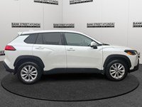 2022 Toyota Corolla Cross LE AWD