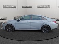 2023 Hyundai Elantra Preferred IVT