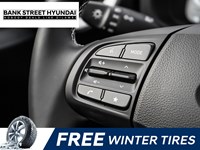 2025 Hyundai Venue Ultimate IVT w/Black Interior