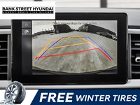 2025 Hyundai Venue Ultimate IVT w/Black Interior