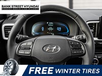 2025 Hyundai Venue Ultimate IVT w/Black Interior