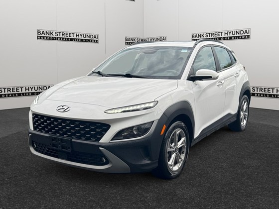 2022 Hyundai Kona 2.0L Preferred Sun & Leather Package