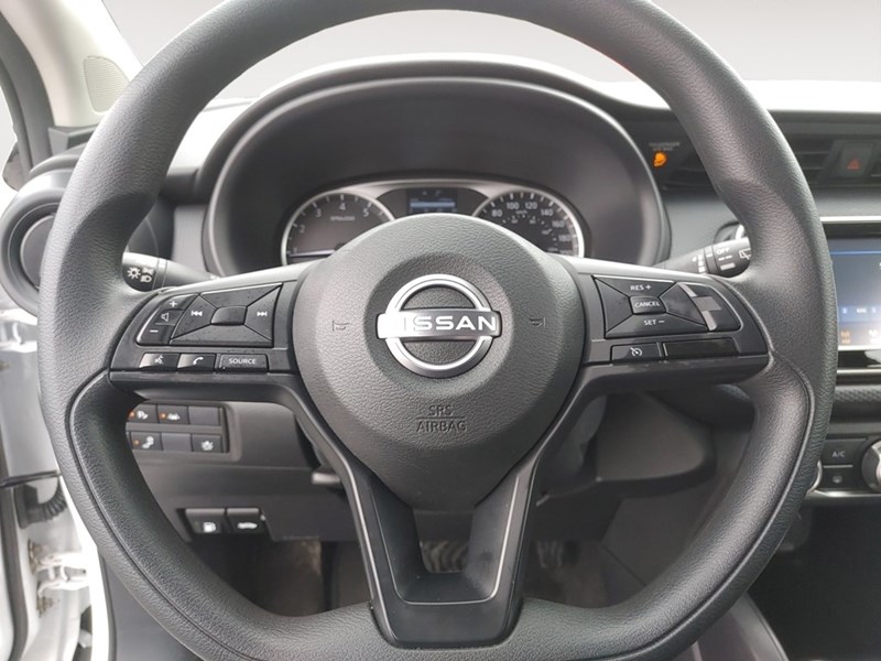 2024 Nissan Kicks S FWD