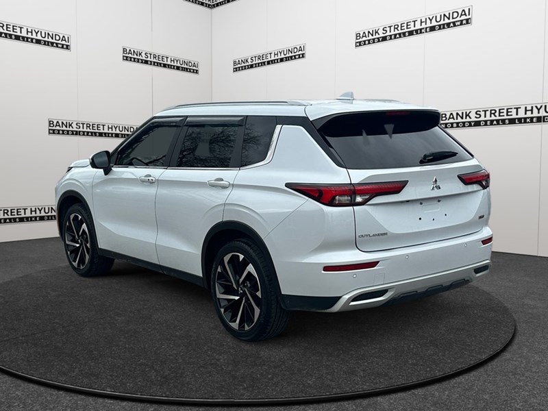 2022 Mitsubishi Outlander SEL S-AWC