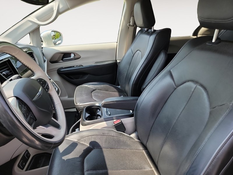 2019 Chrysler Pacifica Limited 2WD