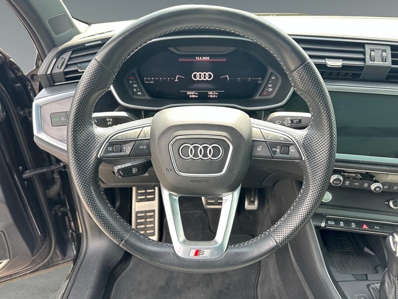 2020 Audi Q3 Technik 45 TFSI quattro