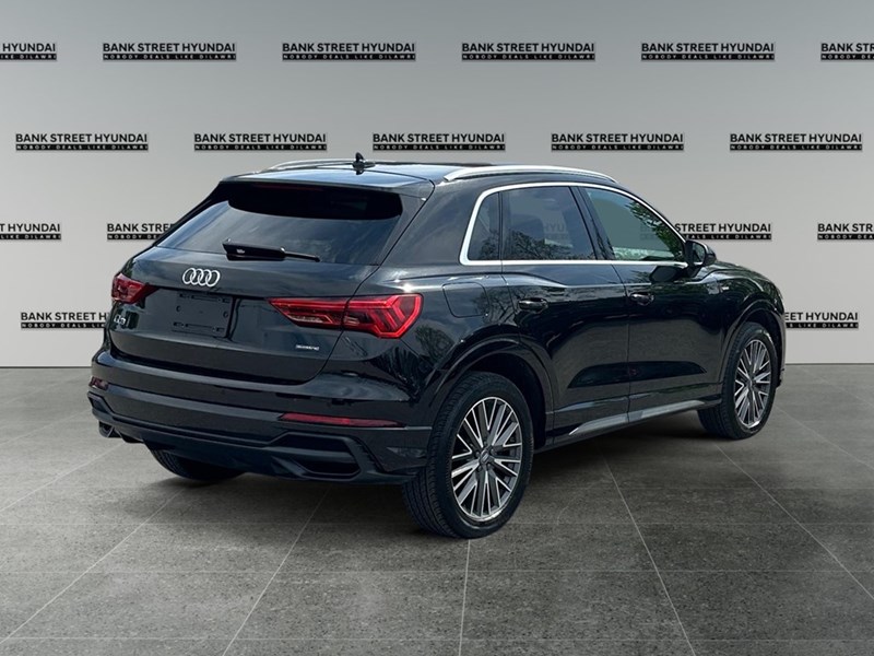 2020 Audi Q3 Technik 45 TFSI quattro