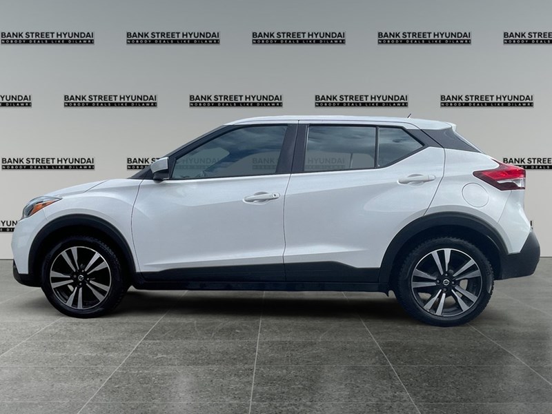 2020 Nissan Kicks SV FWD