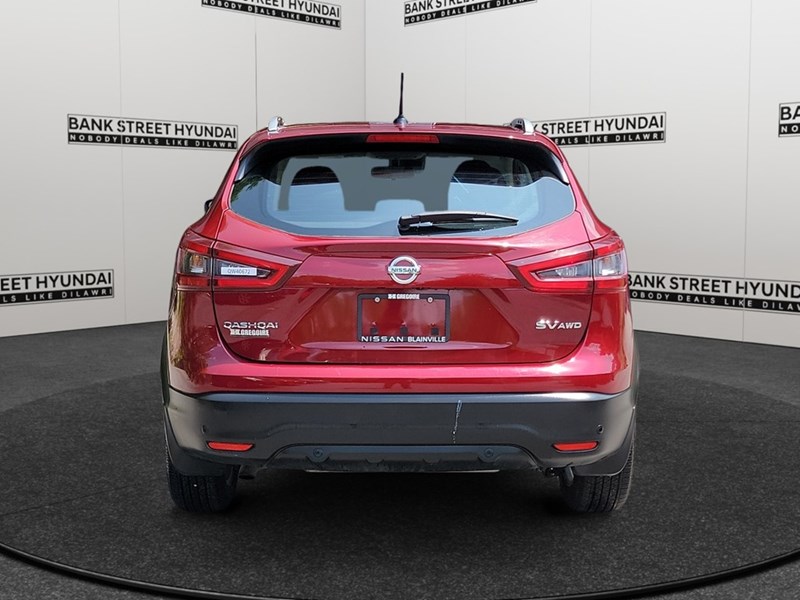 2023 Nissan Qashqai AWD SV CVT