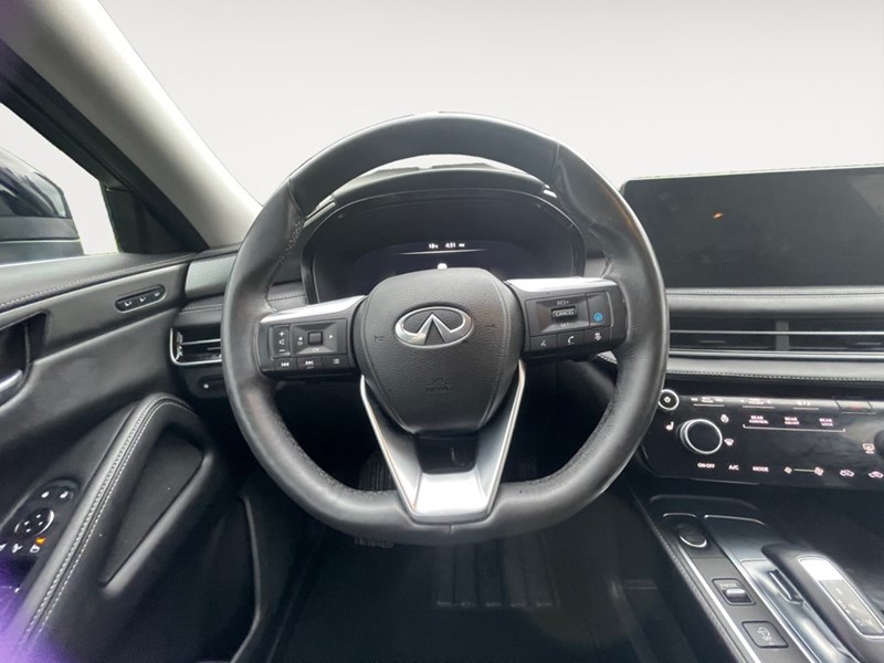 2022 INFINITI QX60 LUXE AWD