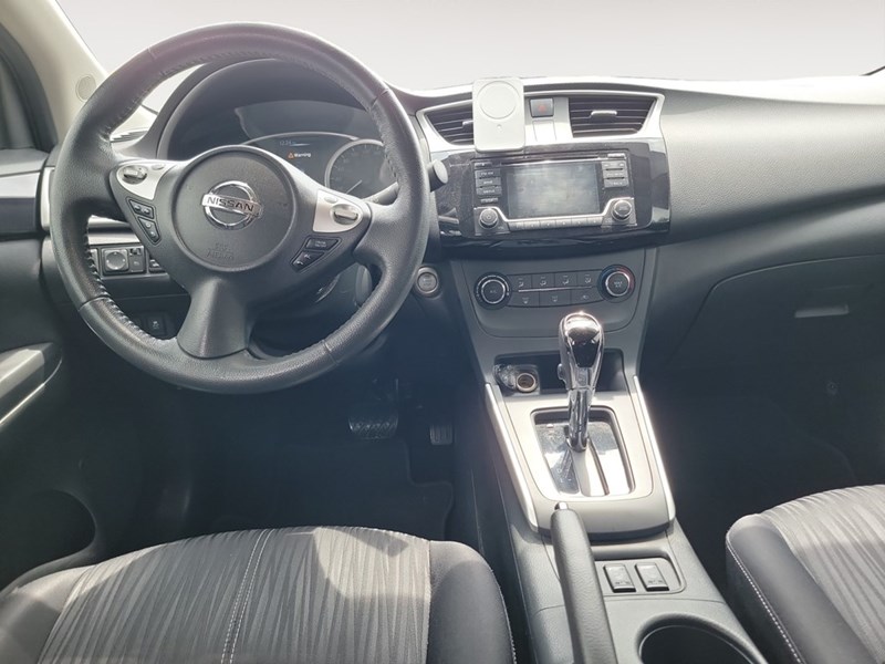 2017 Nissan Sentra 4dr Sdn CVT SV