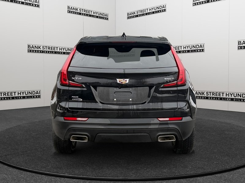 2023 Cadillac XT4 AWD 4dr Luxury