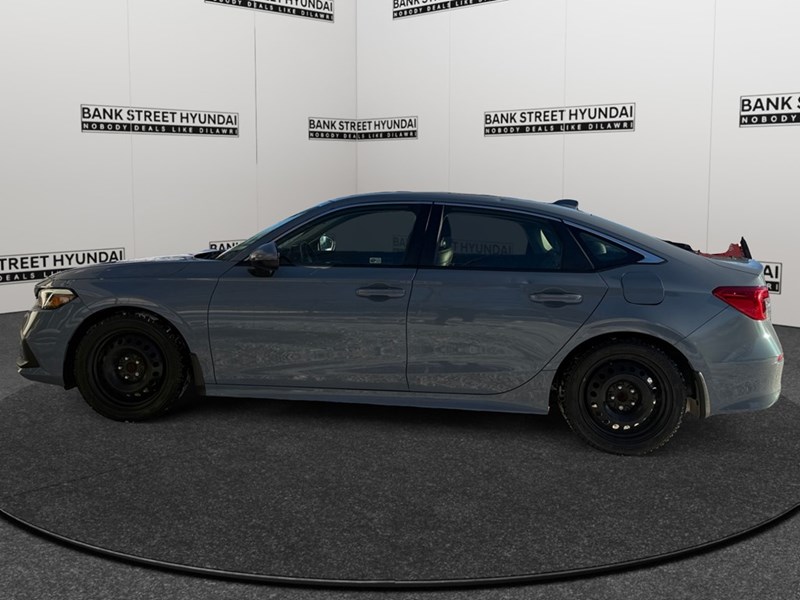 2022 Honda Civic Touring CVT