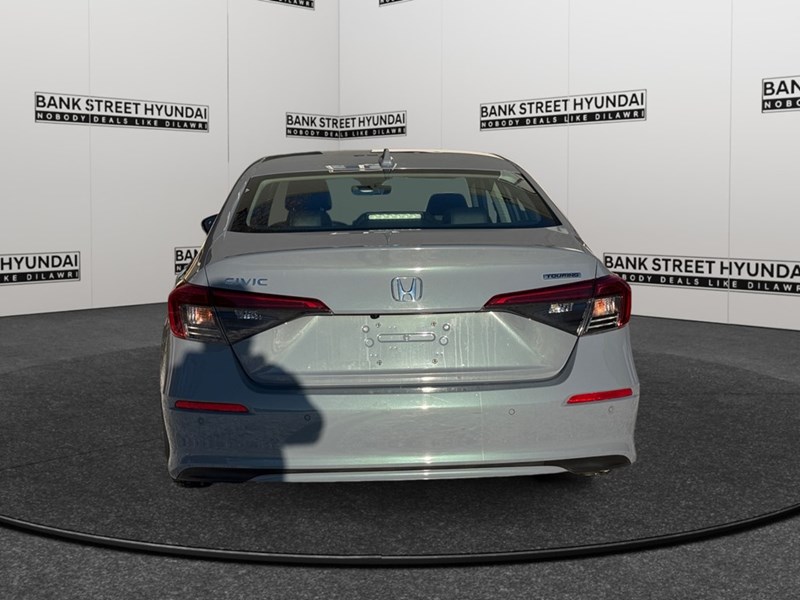 2022 Honda Civic Touring CVT