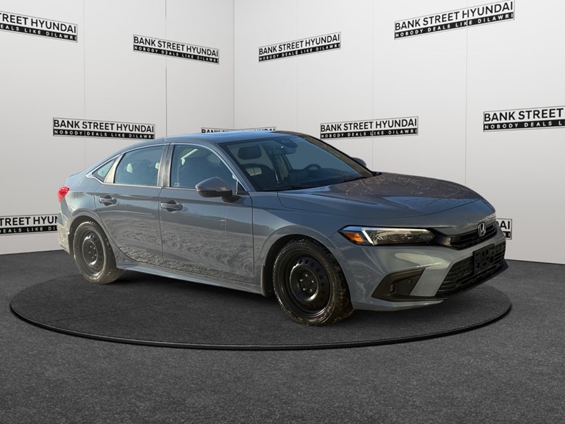 2022 Honda Civic Touring CVT