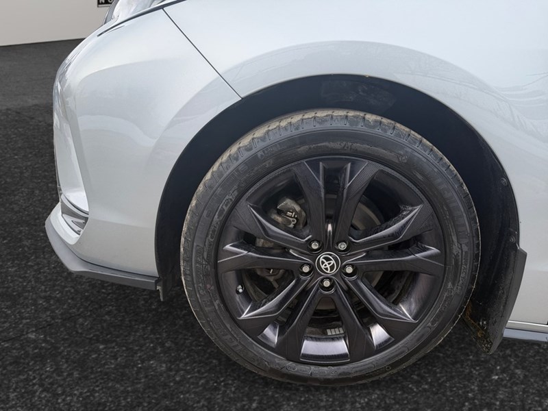 2023 Toyota Sienna XSE 7-Passenger FWD