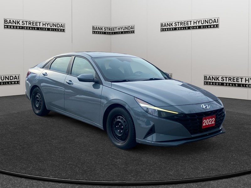 2022 Hyundai Elantra Preferred IVT w/Sun & Tech Package