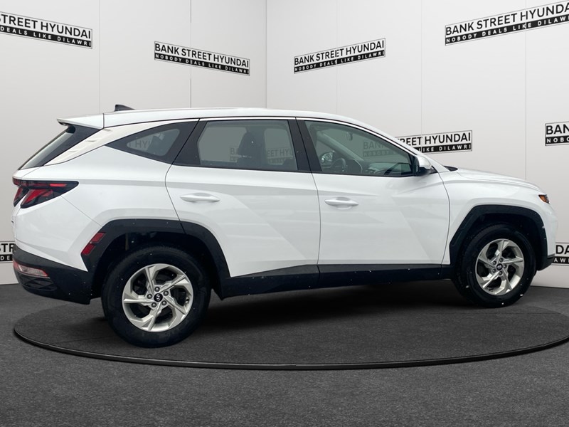 2022 Hyundai Tucson Essential AWD