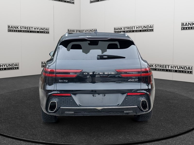 2022 Genesis GV70 2.5T Advanced AWD
