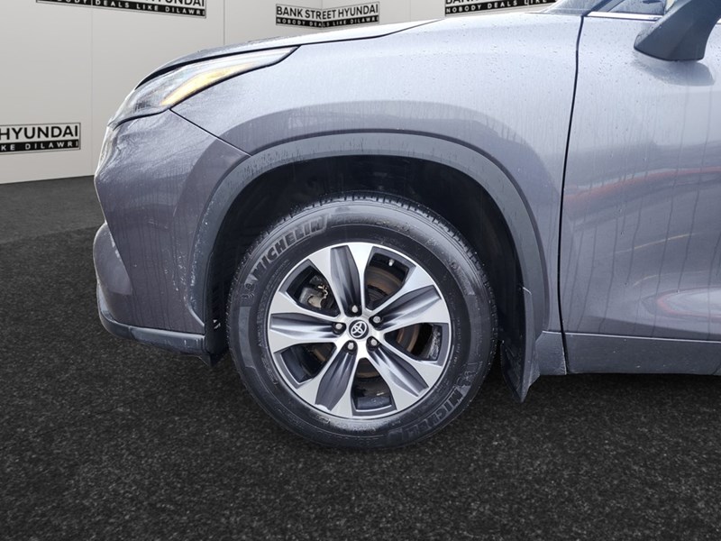2024 Toyota Highlander XLE AWD