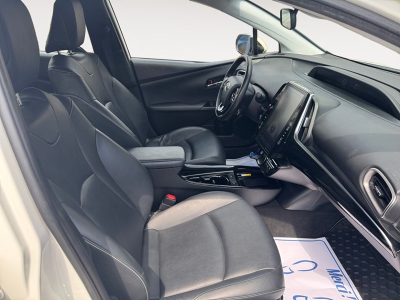 2020 Toyota Prius Prime Upgrade Auto