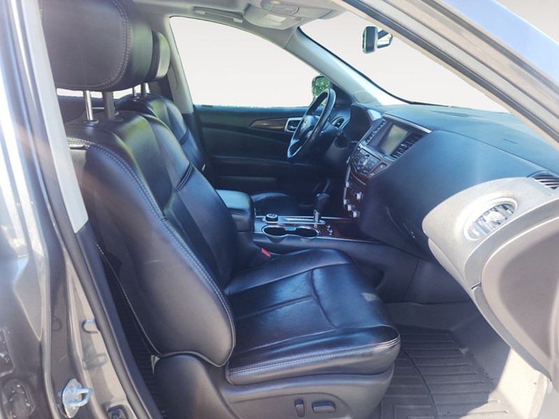 2017 Nissan Pathfinder 4WD 4dr S