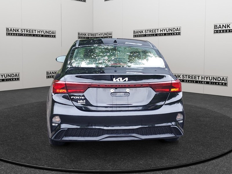 2022 Kia Forte LX IVT