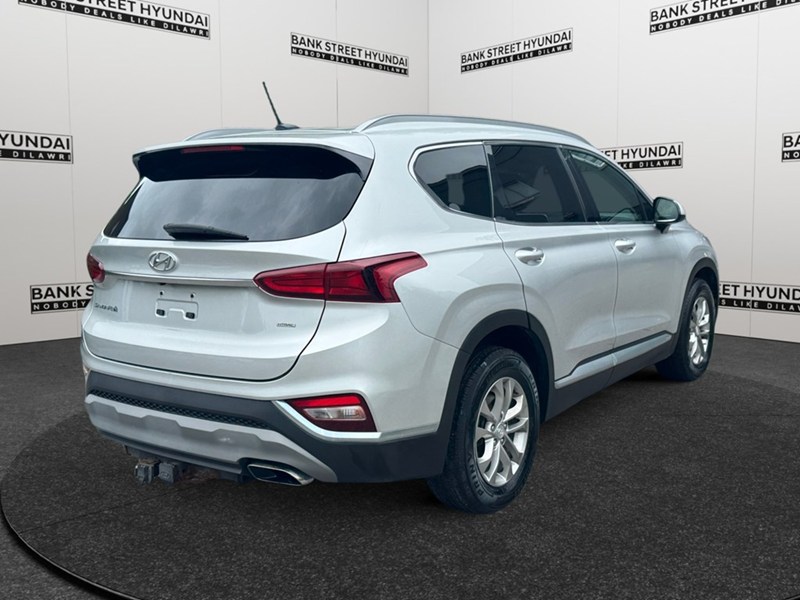 2019 Hyundai Santa Fe 2.4L Essential AWD w/Safety Package