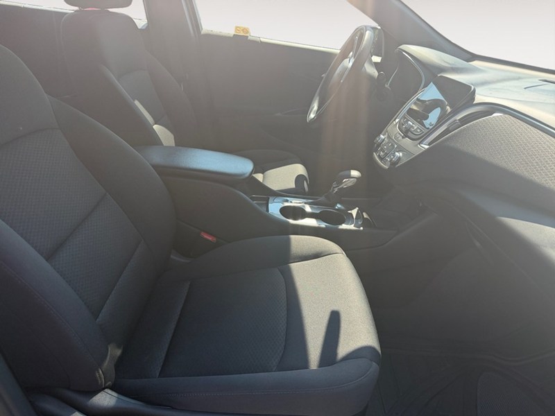 2022 Chevrolet Malibu 4dr Sdn LS w/1LS