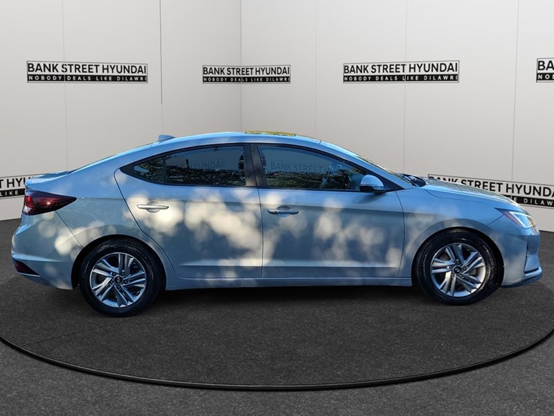 2020 Hyundai Elantra Preferred w/Sun & Safety Package IVT