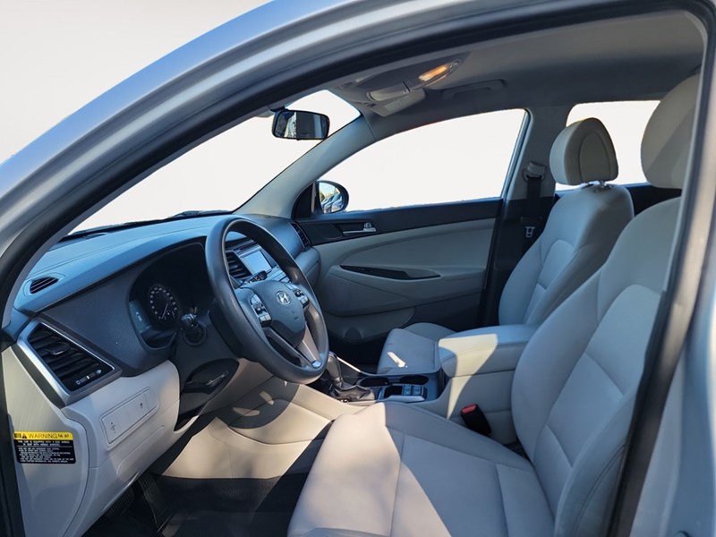 2017 Hyundai Tucson AWD 4dr 2.0L