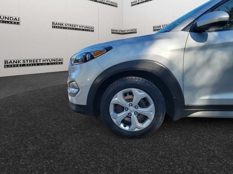 2017 Hyundai Tucson AWD 4dr 2.0L