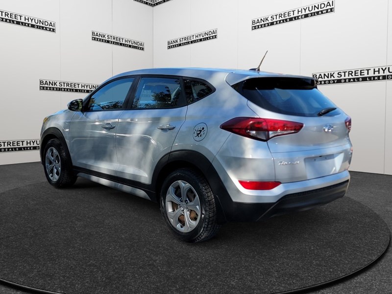 2017 Hyundai Tucson AWD 4dr 2.0L