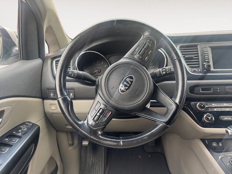 2018 Kia Sedona LX FWD