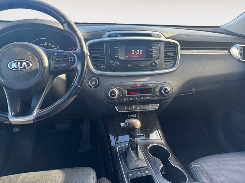 2016 Kia Sorento AWD 4dr 2.0L Turbo EX