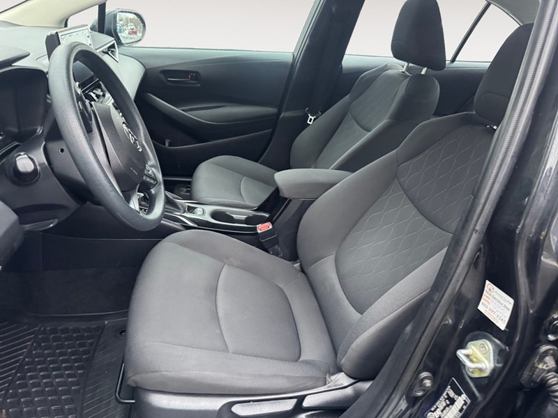 2022 Toyota Corolla LE CVT