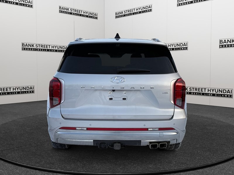 2025 Hyundai Palisade Ultimate Calligraphy 7-Passenger AWD