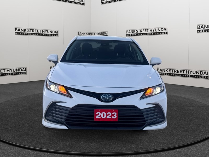 2023 Toyota Camry Hybrid Hybrid LE Auto