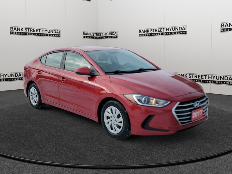 2017 Hyundai Elantra 4dr Sdn Auto LE