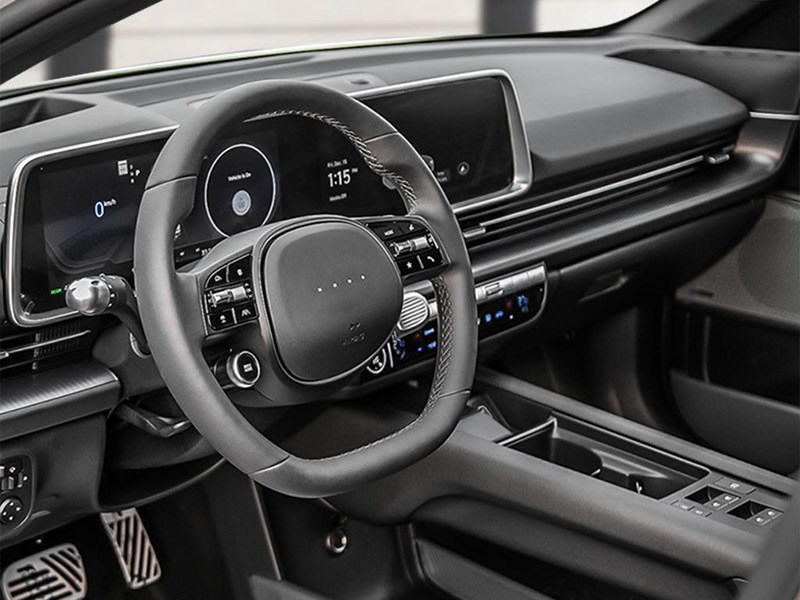 2025 Hyundai IONIQ 6 Preferred AWD Long Range w/Ultimate Pkg